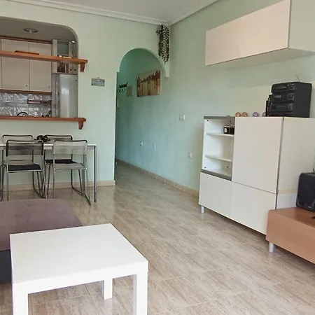 Arenales Playa 阿勒纳勒斯德尔索尔
